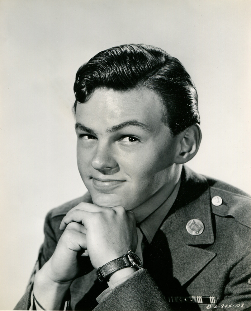 Conrad Janis in "Snafu"